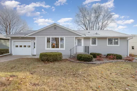 205 Sunset Ave N, New Prague, MN 56071