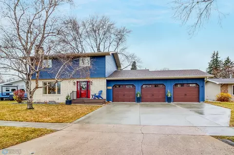 Exterior - 3268 Longfellow Rd N, Fargo, ND 58102 photo 8 of 8