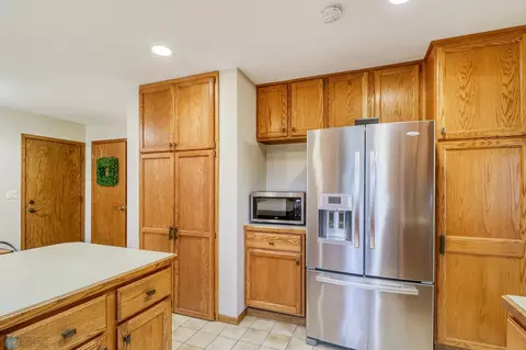 Kitchen - 3268 Longfellow Rd N, Fargo, ND 58102 photo 5 of 6