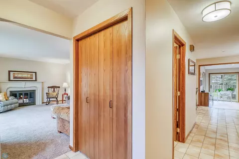 Entry Way - 3268 Longfellow Rd N, Fargo, ND 58102 photo 3 of 4