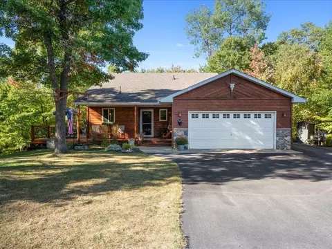 7888 Logging Ln, Breezy Point, MN 56472