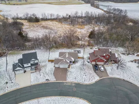 1007 Christof Ct, Montrose, MN 55363