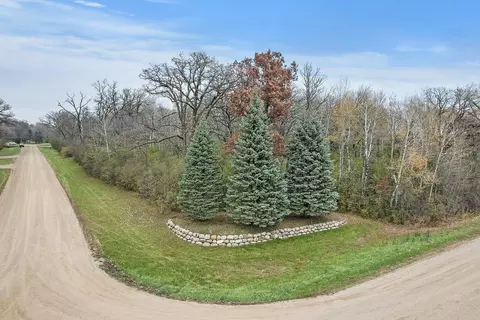 1 Nnn Elderberry Ct, Glencoe, MN 55336