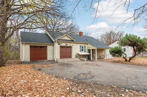 9861 Zilla St NW, Coon Rapids, MN 55433 photo 4