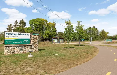 9861 Zilla St NW, Coon Rapids, MN 55433 photo 33