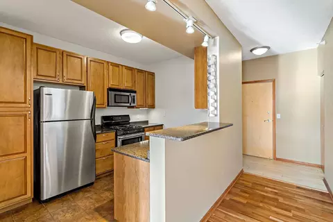 2565 Franklin Ave #309, Saint Paul, MN 55114