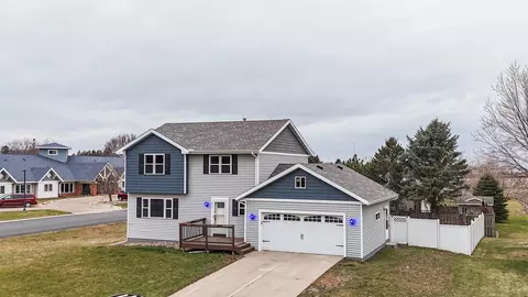 402 4th Ave NE, Hayfield, MN 55940