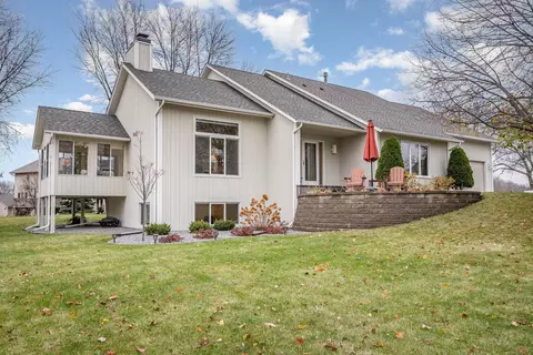 11000 36th Pl N, Plymouth, MN 55441