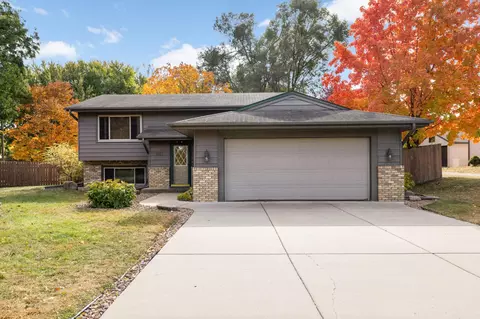 2117 Brookdale Dr N, Brooklyn Park, MN 55444