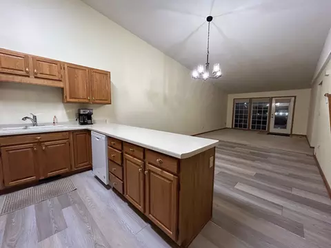 34 W Broadway, Plainview, MN 55964 photo 8