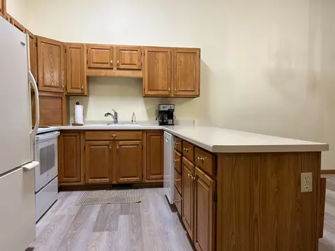 34 W Broadway, Plainview, MN 55964 photo 10