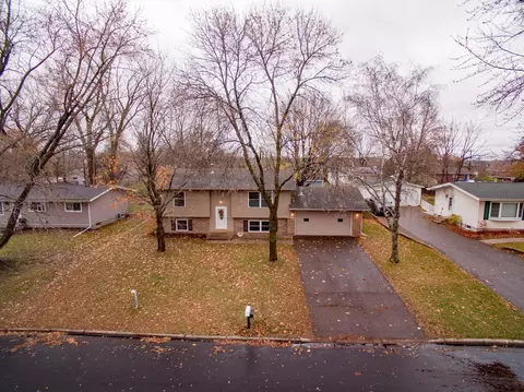 11400 Lakeview Rd, Chisago City, MN 55013