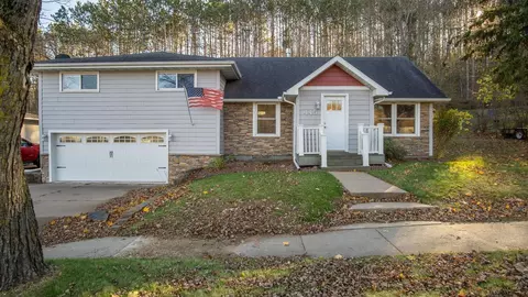 445 Maple St, Glenwood City, WI 54013