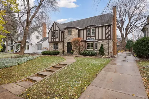 4635 Casco Ave, Edina, MN 55424