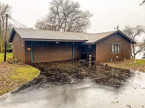 19922 Birchwood Ln, Elk River, MN 55330