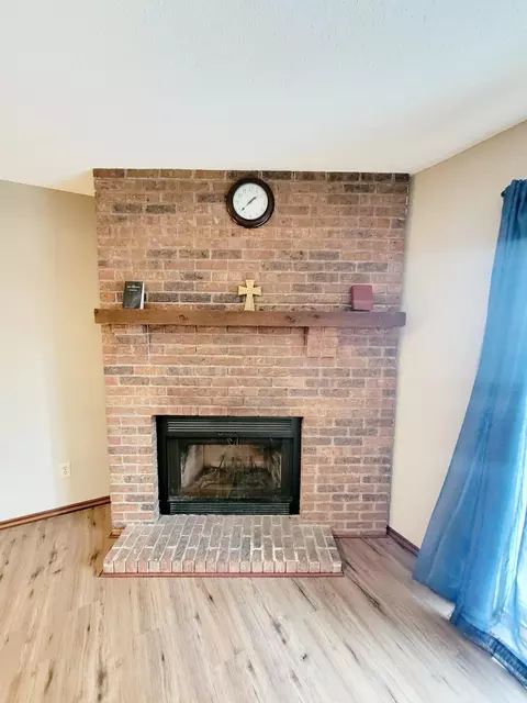 3865 Gold Pt #B, Eagan, MN 55122 photo 3