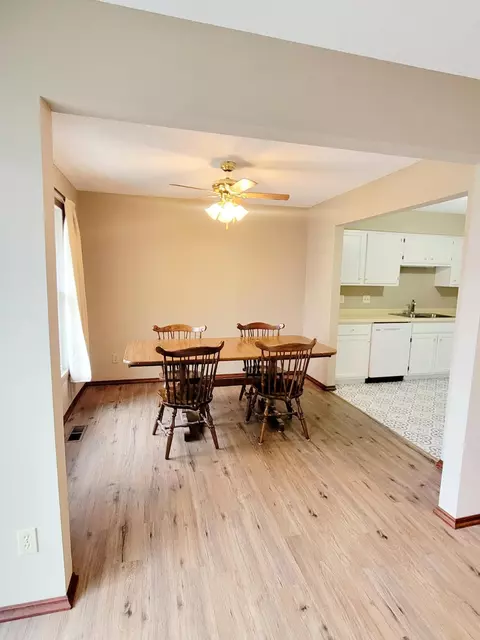 3865 Gold Pt #B, Eagan, MN 55122 photo 12