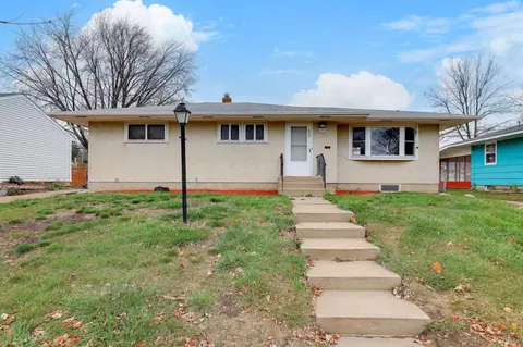 553 Hoyt Ave E, Saint Paul, MN 55130