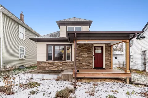 1260 7th St E, Saint Paul, MN 55106