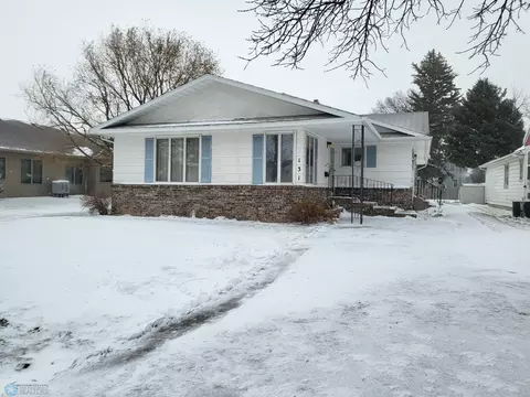 131 6th Ave N, Casselton, ND 58012