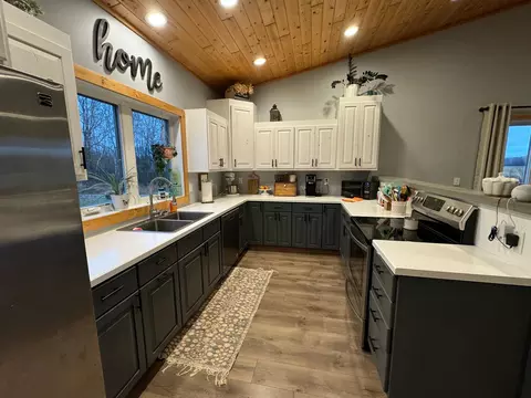 22100 Leonard Rd, Clearbrook, MN 56634 photo 5