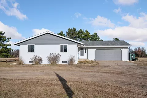 33342 Marmoset St NW, Princeton, MN 55371