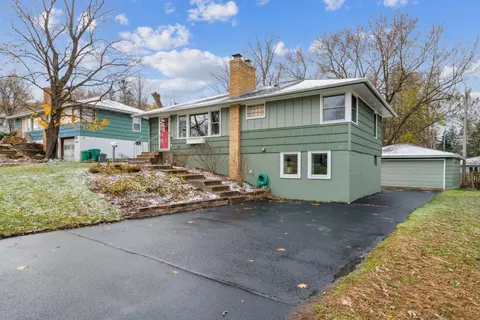 1436 Hillsboro Ave S, Saint Louis Park, MN 55426