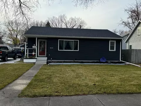 1630 3rd St N, Fargo, ND 58102