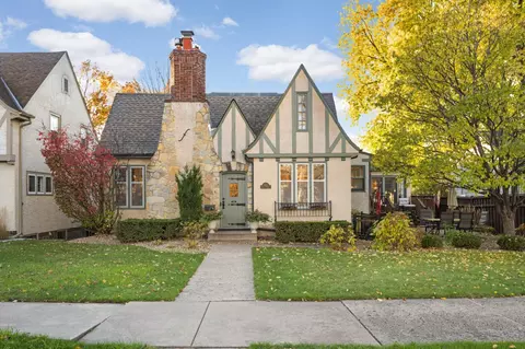 5036 Thomas Ave S, Minneapolis, MN 55410