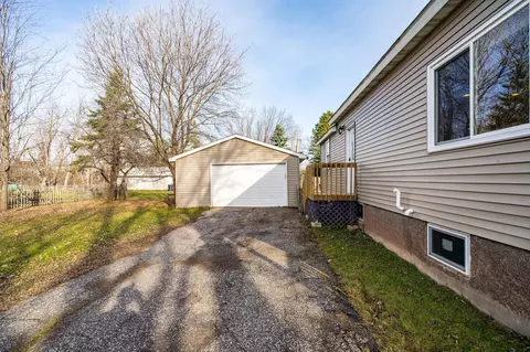 2523 E 7th St, Superior, WI 54880 photo 4