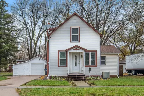 429 N 2nd St, New Richmond, WI 54017
