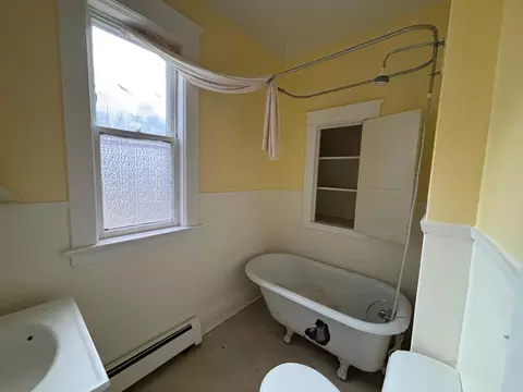 923 E 6th St, Duluth, MN 55805 photo 8