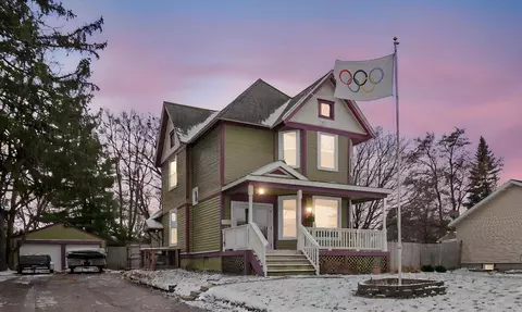 579 E School St, Owatonna, MN 55060