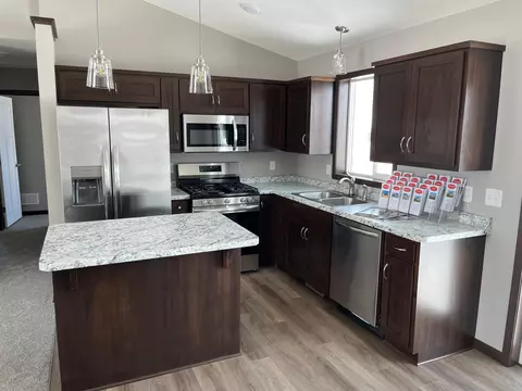 960 2 12 Ave SW, Rice, MN 56367