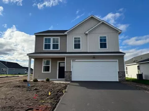 4847 Airlake Dr, Woodbury, MN 55129