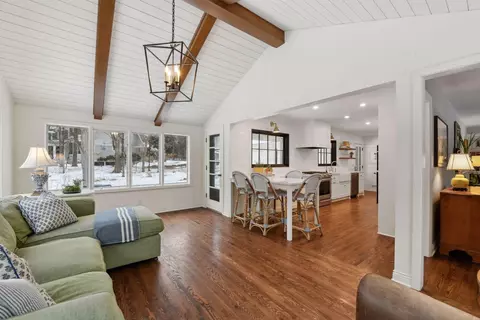 3840 Honeysuckle Rd, Deephaven, MN 55391 photo 8