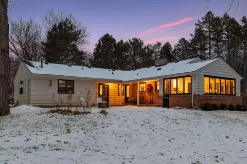 3840 Honeysuckle Rd, Deephaven, MN 55391 photo 41