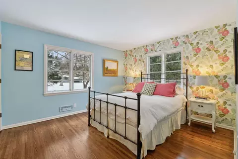 3840 Honeysuckle Rd, Deephaven, MN 55391 photo 19