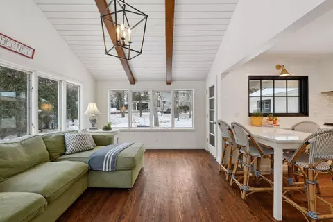 3840 Honeysuckle Rd, Deephaven, MN 55391 photo 9