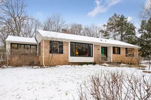 3840 Honeysuckle Rd, Deephaven, MN 55391 photo 34