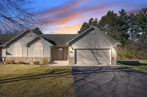 508 Barry Ave UNIT B, Hinckley, MN 55037