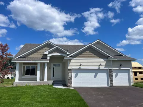 437 Mario Dr, Vadnais Heights, MN 55127