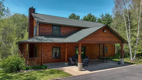 18059 County Highway Oo, Chippewa Falls, WI 54729