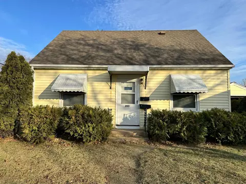205 16th St SE, Austin, MN 55912