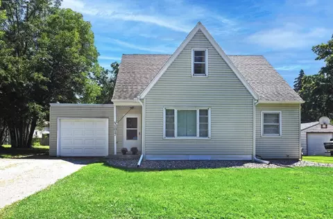 1017 Linn Ave, Owatonna, MN 55060