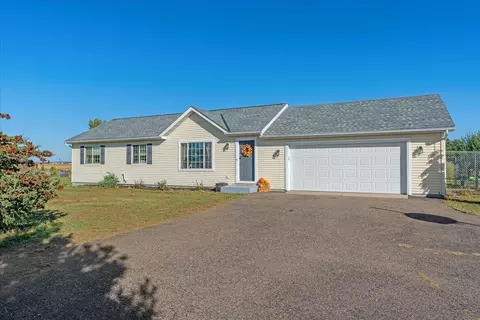 1375 212th Ave, New Richmond, WI 54017