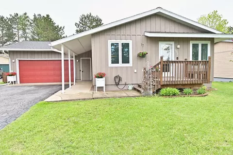 602 Reynolds St, Grand Rapids, MN 55744