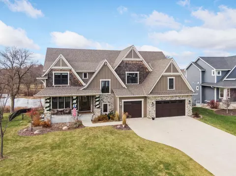 5900 Club Valley Rd, Excelsior, MN 55331