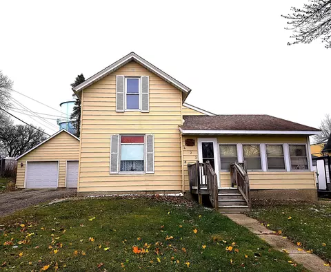 423 S Grove Ave, Owatonna, MN 55060
