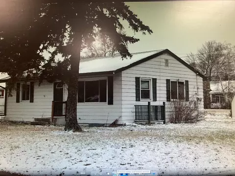 305 5th Ave NE, Little Falls, MN 56345
